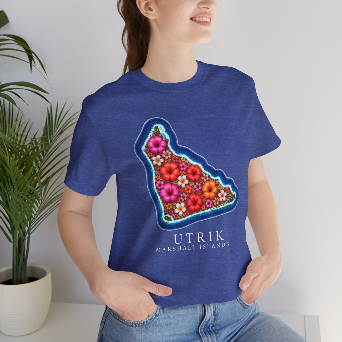 UTRIK FLOWER Unisex T-Shirt