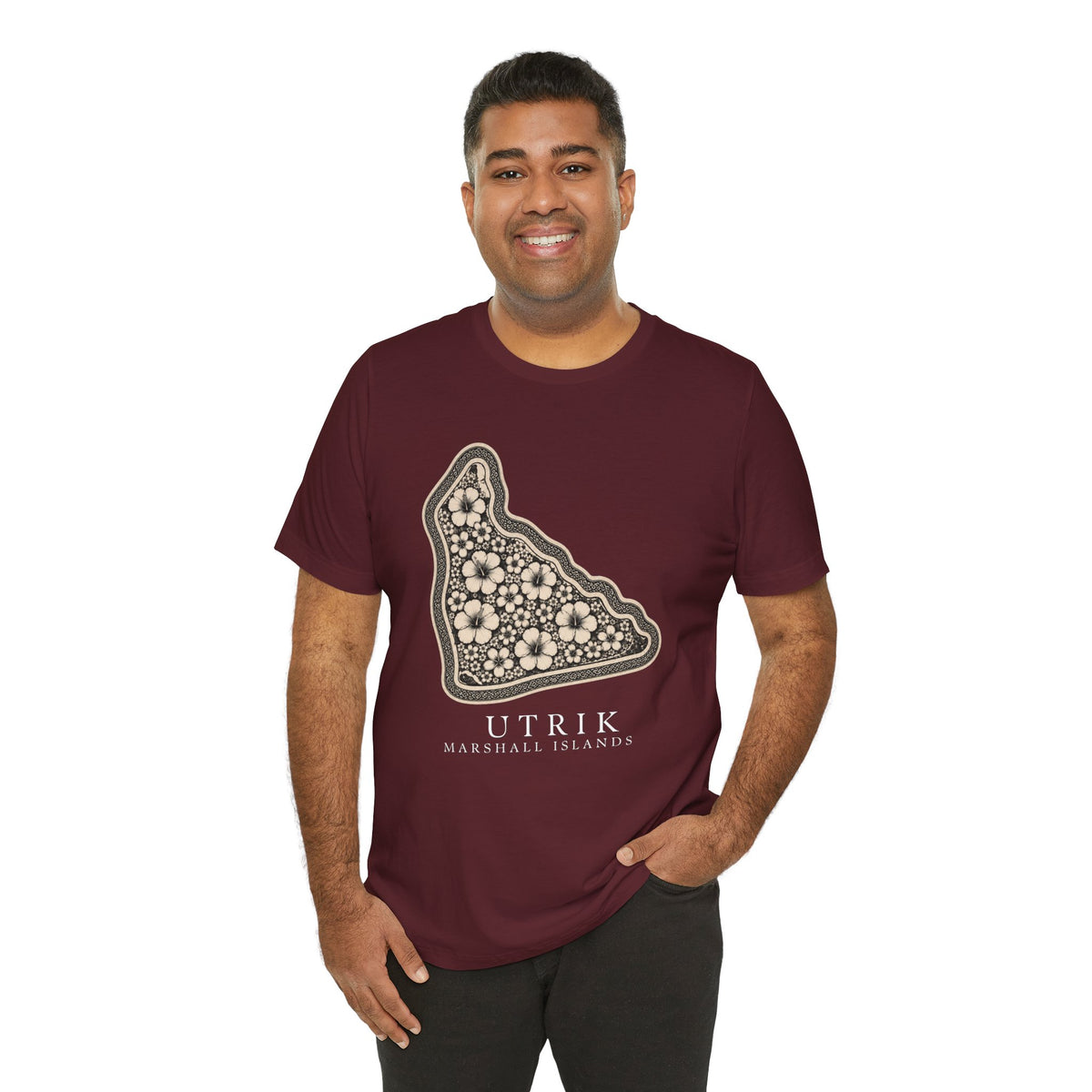 UTRIK Tribal Sun Unisex T-Shirt