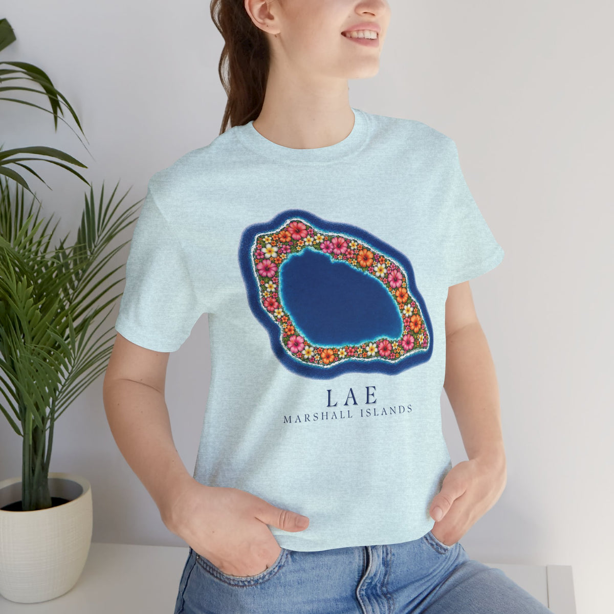 LAE FLOWER Unisex T-Shirt