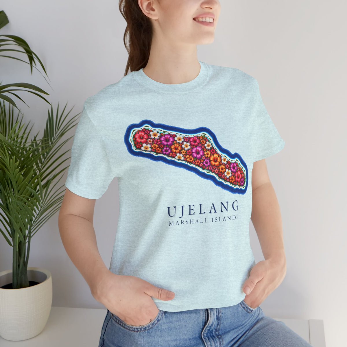 UJELANG FLOWER Unisex T-Shirt