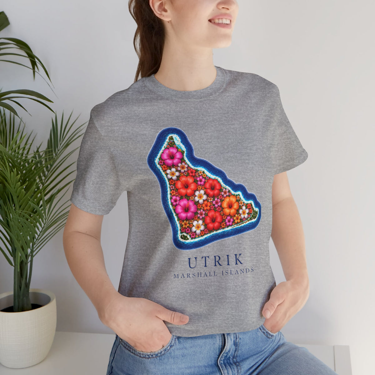 UTRIK FLOWER Unisex T-Shirt