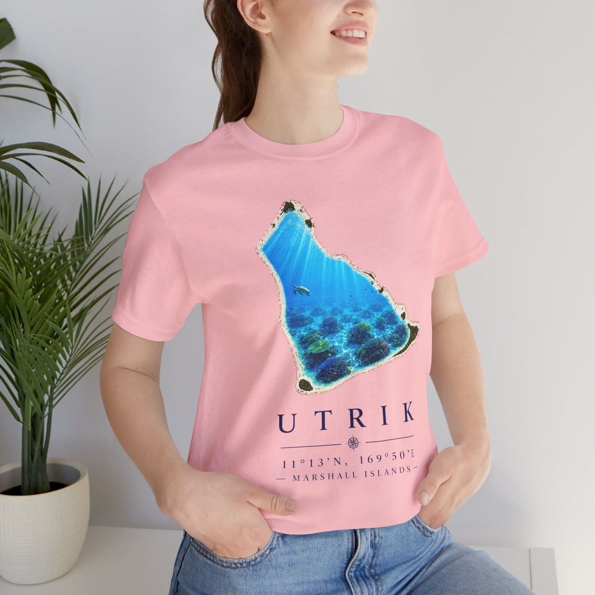 UTRIK Ocean Floor Unisex T-Shirt