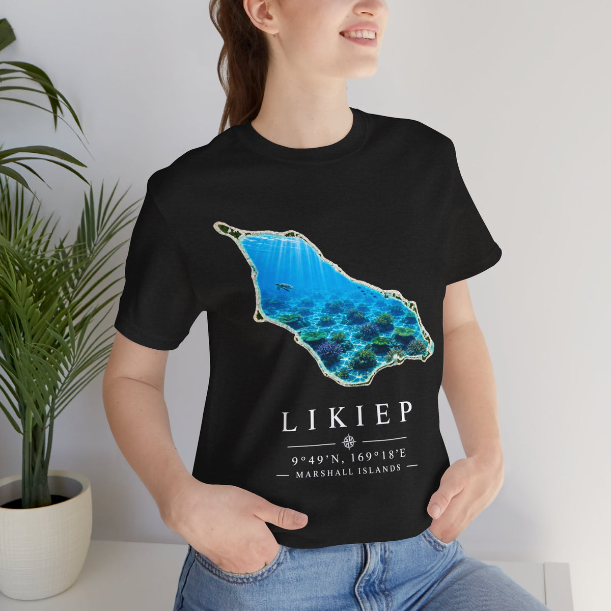 LIKIEP Ocean Floor Unisex T-Shirt