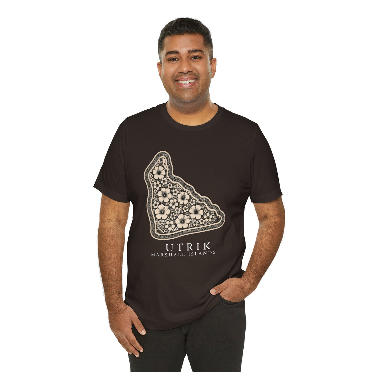 UTRIK Tribal Sun Unisex T-Shirt