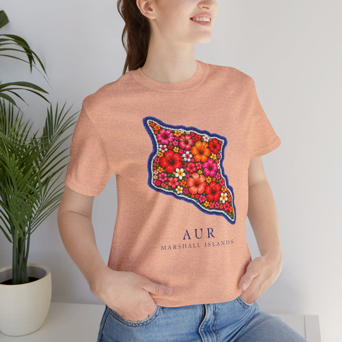 AUR FLOWER Unisex T-Shirt
