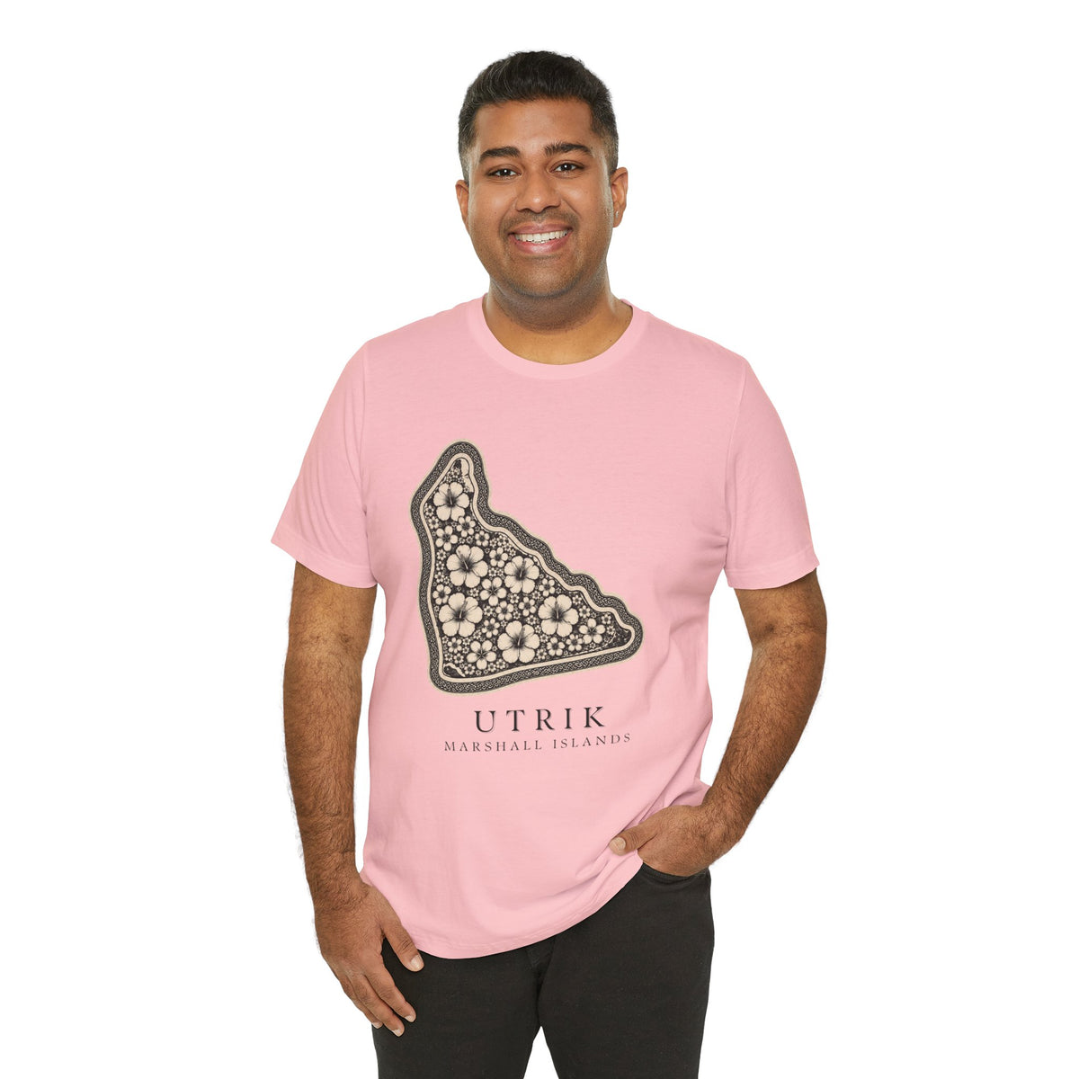 UTRIK Tribal Sun Unisex T-Shirt