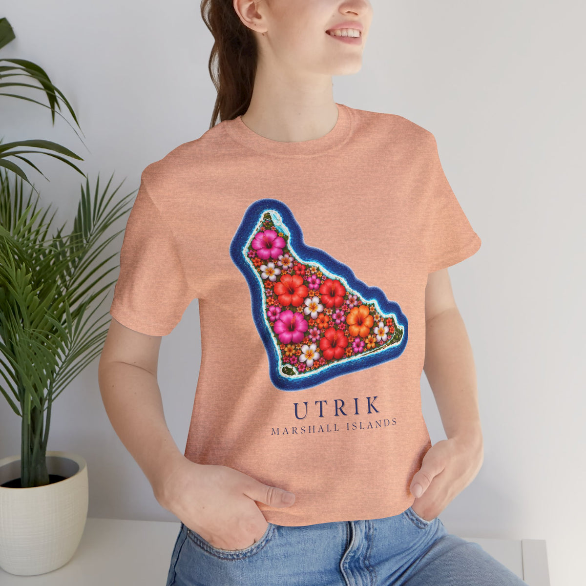 UTRIK FLOWER Unisex T-Shirt