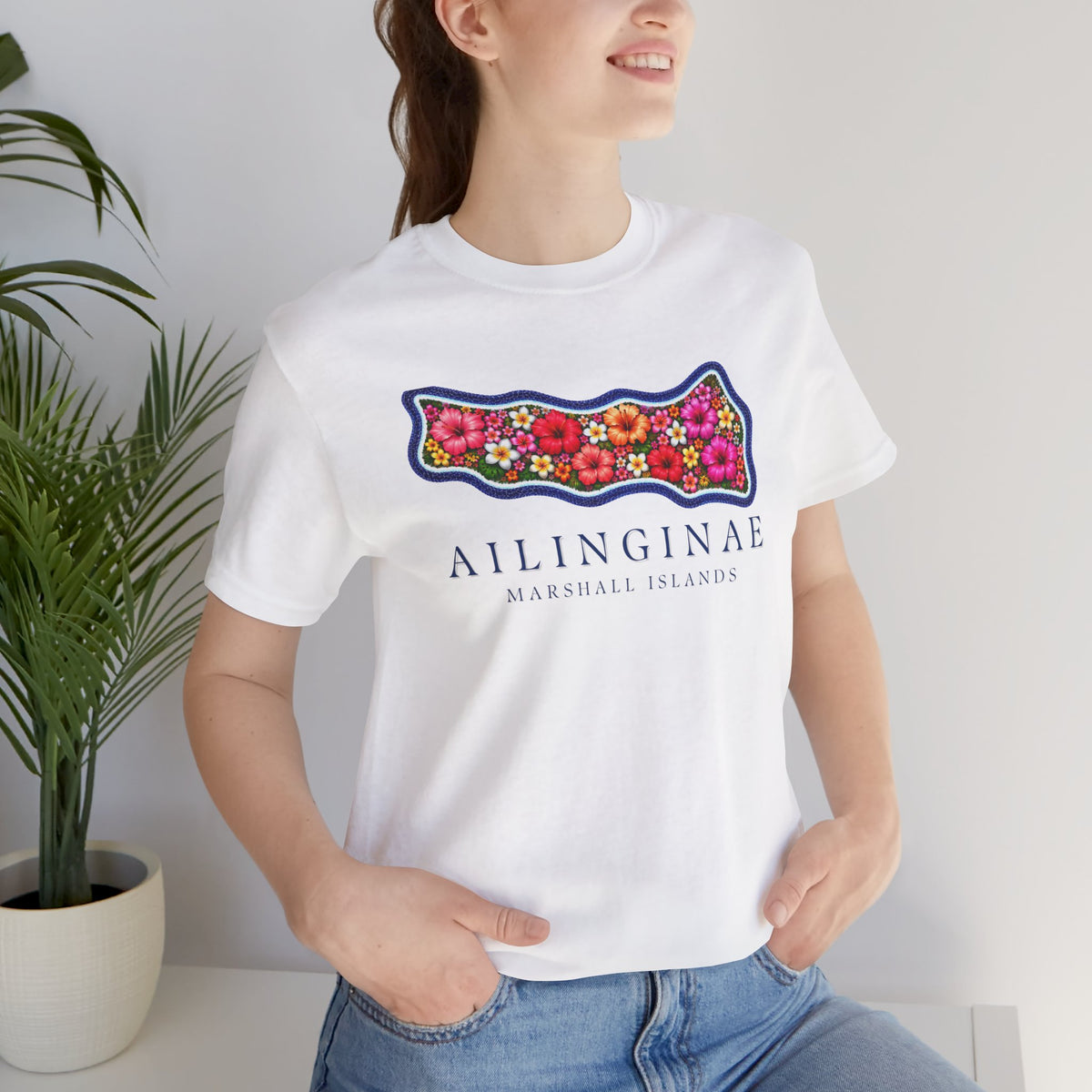 AILINGINAE FLOWER Unisex T-Shirt