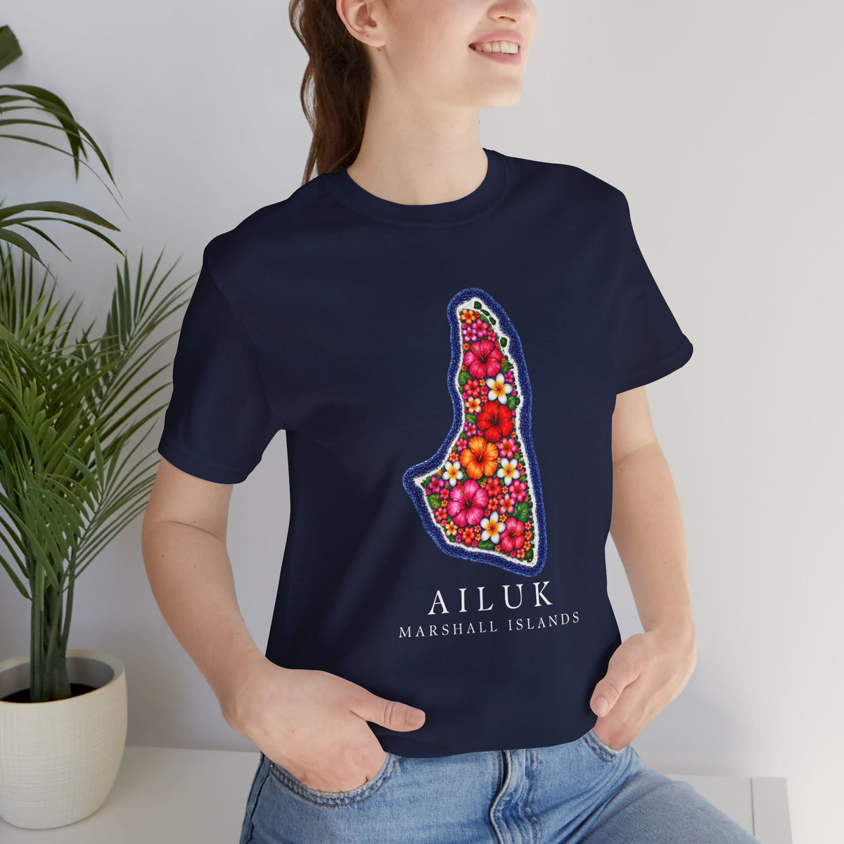 AILUK FLOWER Unisex T-Shirt