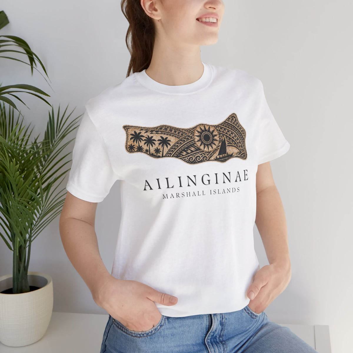 AILINGINAE Tribal Sun Unisex T-Shirt