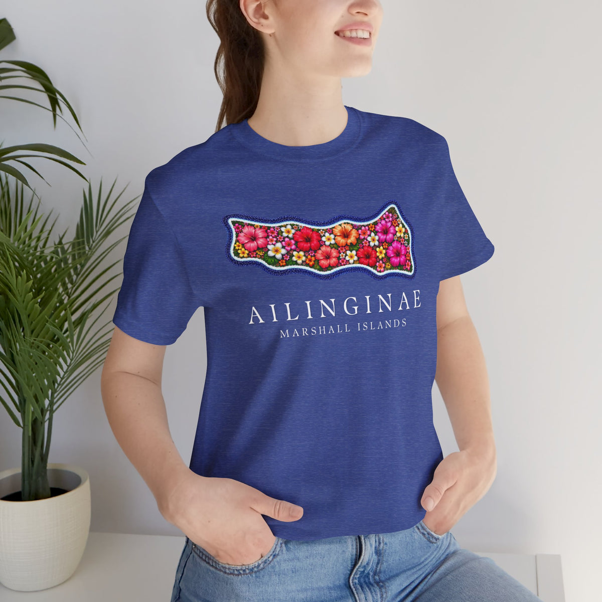 AILINGINAE FLOWER Unisex T-Shirt