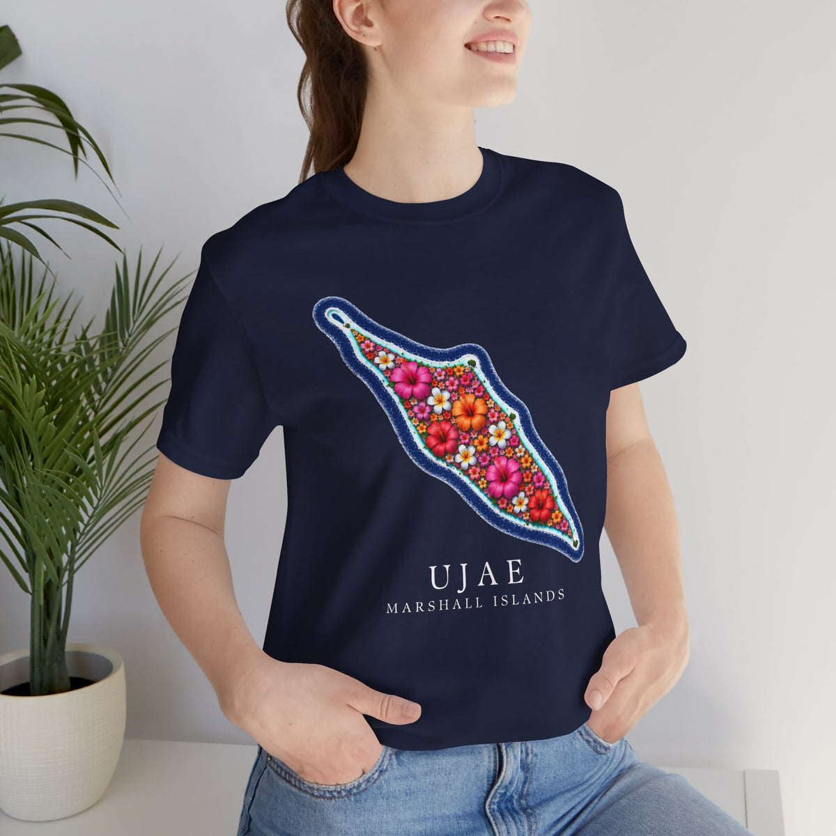 UJAE FLOWER Unisex T-Shirt