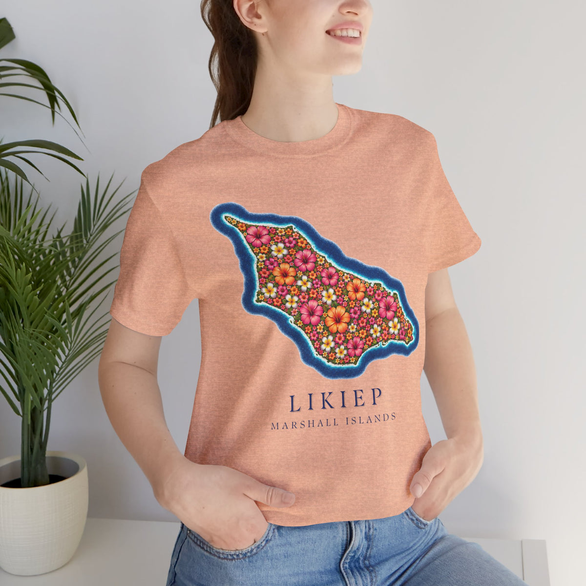 LIKIEP FLOWER Unisex T-Shirt