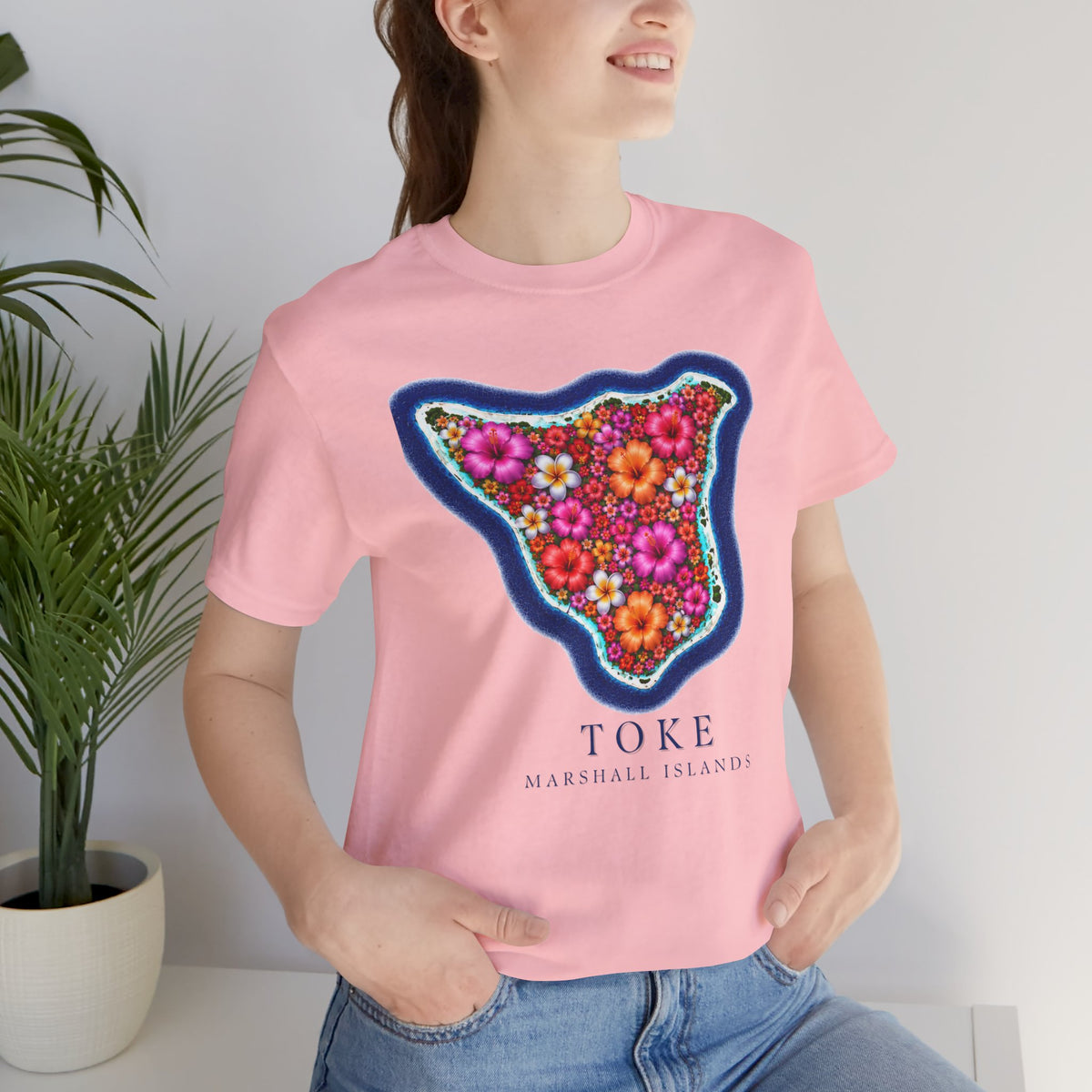 TOKE FLOWER  Unisex T-Shirt
