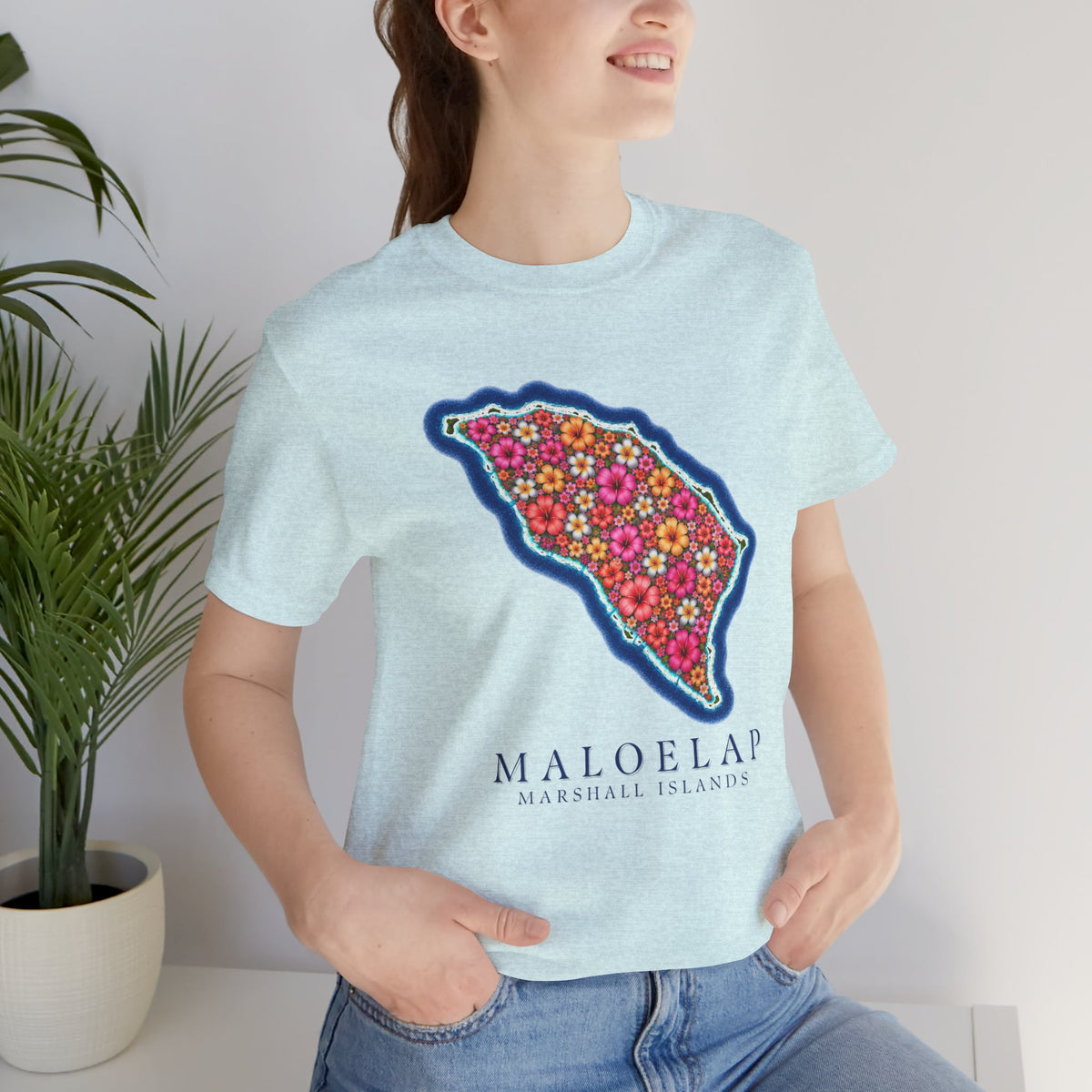 MALOELAP FLOWER  Unisex T-Shirt