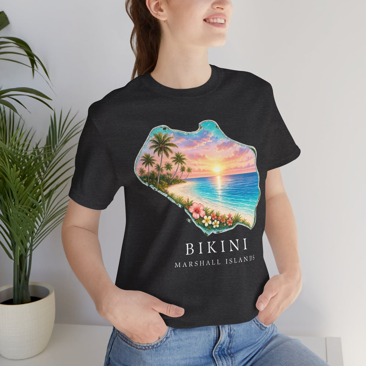 BIKINI Sunset Unisex T-Shirt