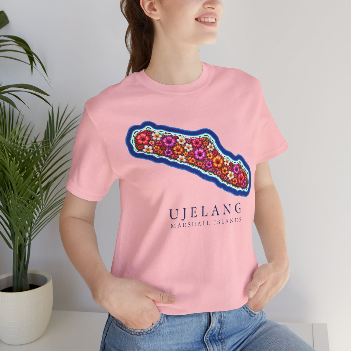 UJELANG FLOWER  Unisex T-Shirt