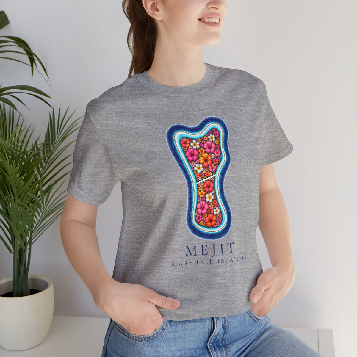 MEJIT FLOWER  Unisex T-Shirt