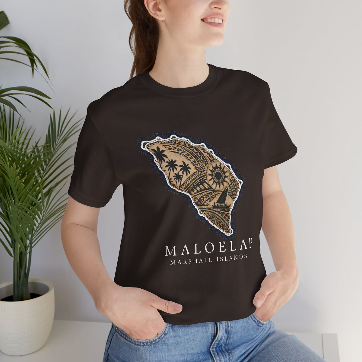 MALOELAP Tribal Sun Unisex T-Shirt