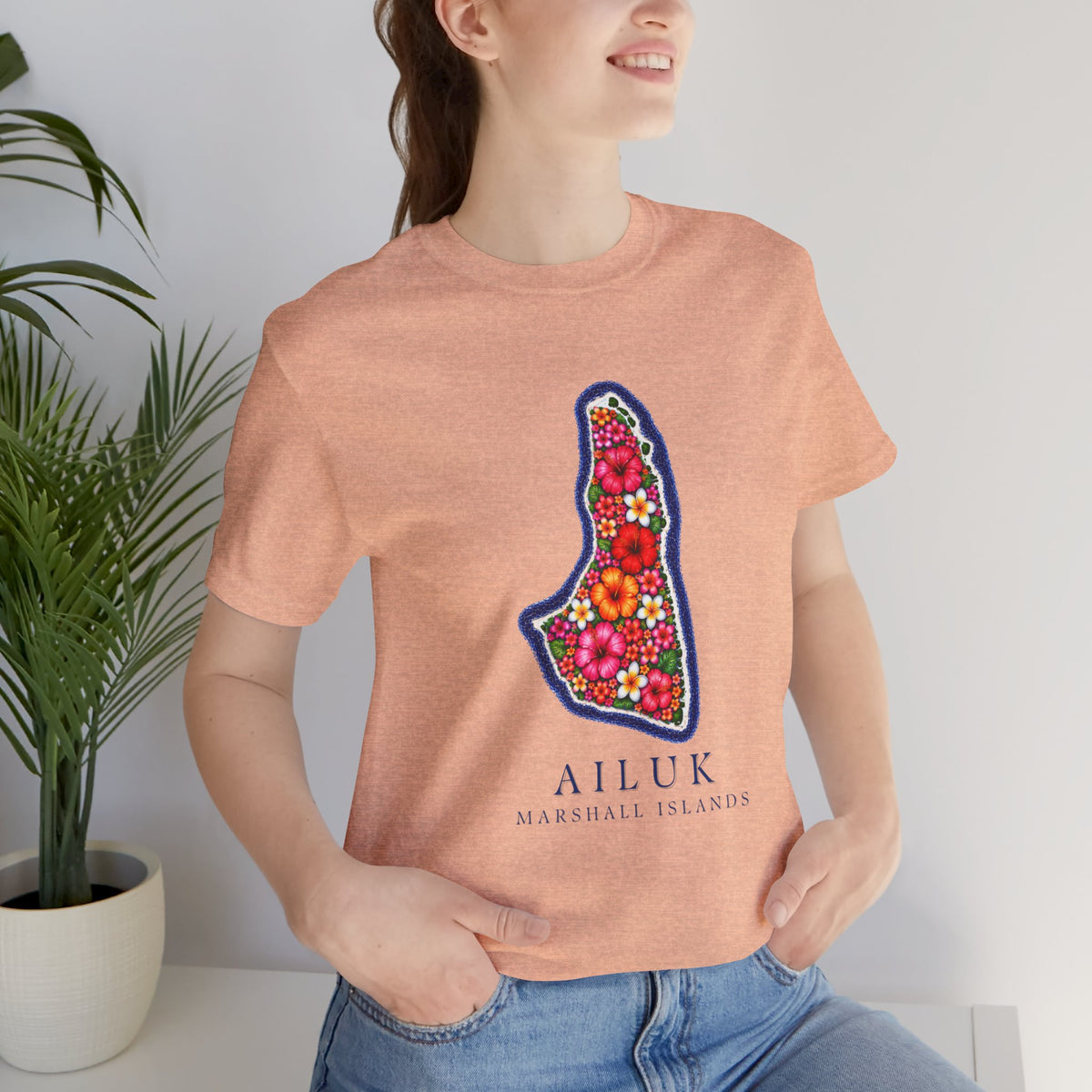 AILUK FLOWER  Unisex T-Shirt