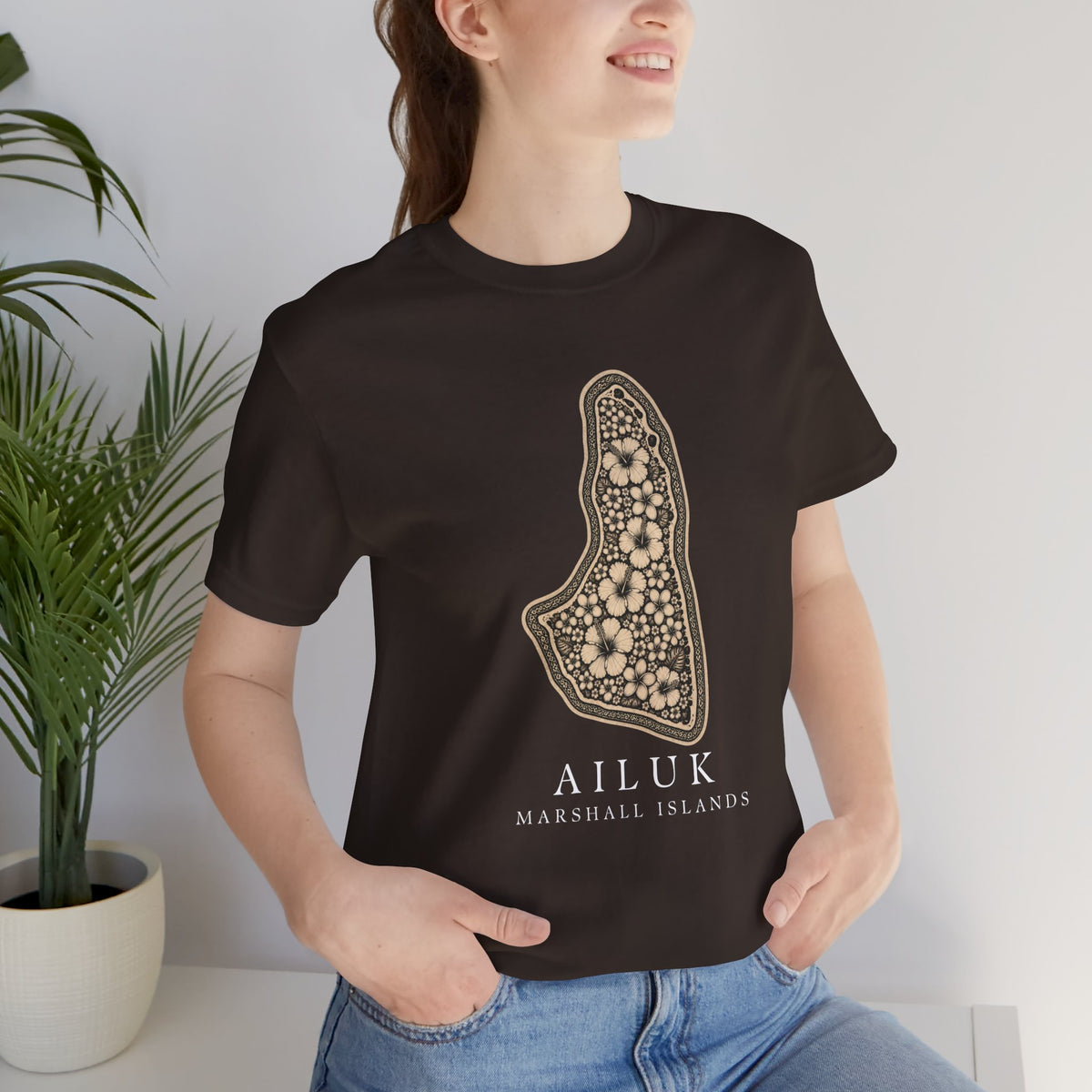AILUK Tribal Sun Unisex T-Shirt