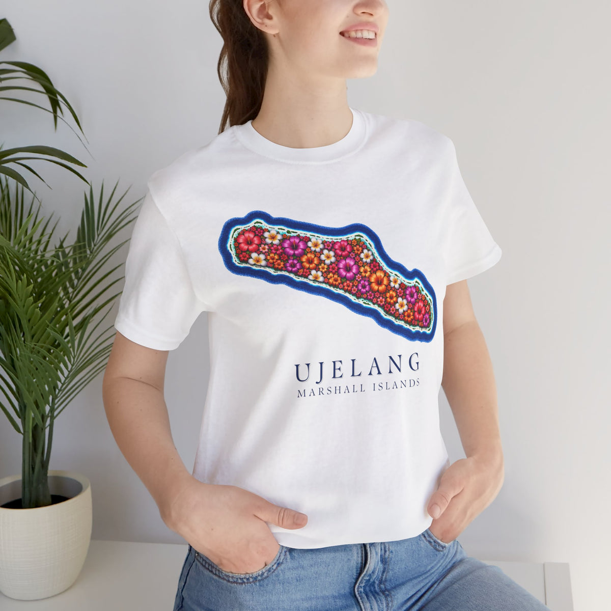 UJELANG FLOWER  Unisex T-Shirt