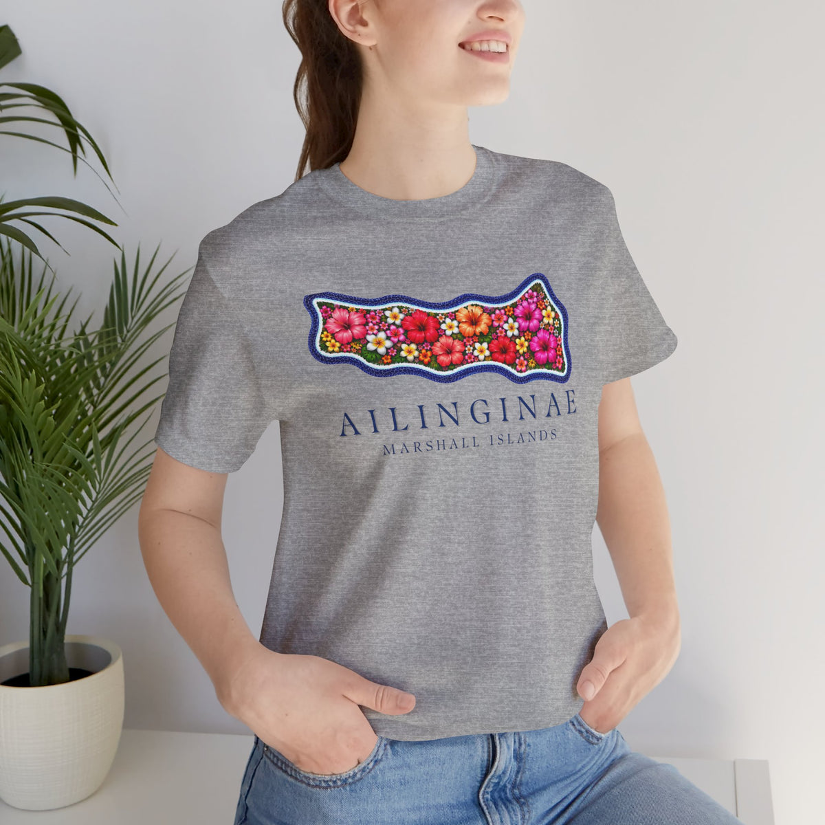 AILINGINAE FLOWER  Unisex T-Shirt