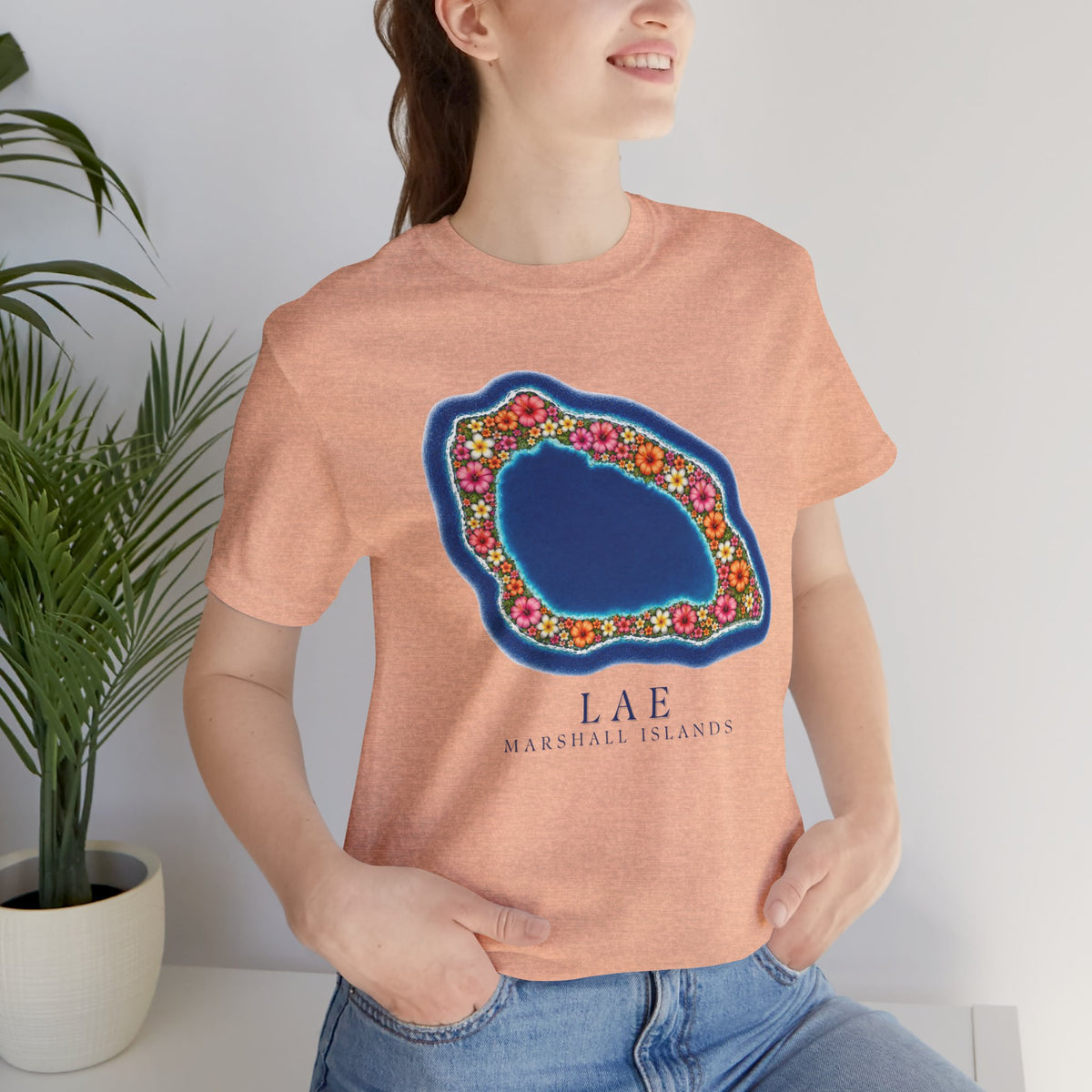 LAE FLOWER  Unisex T-Shirt