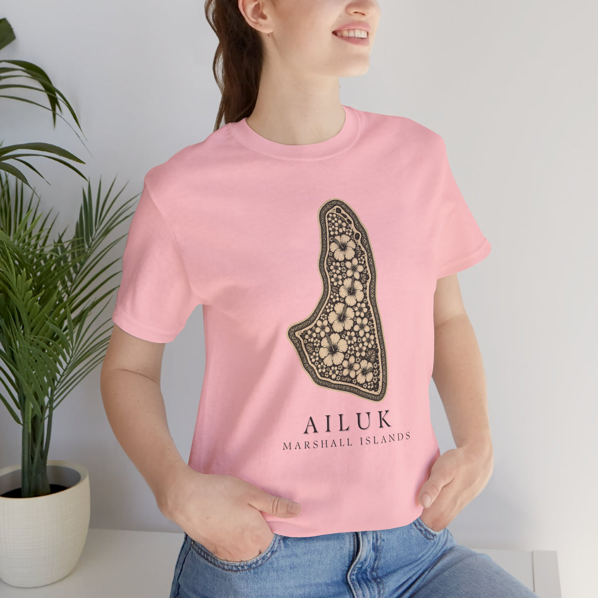 AILUK Tribal Sun Unisex T-Shirt