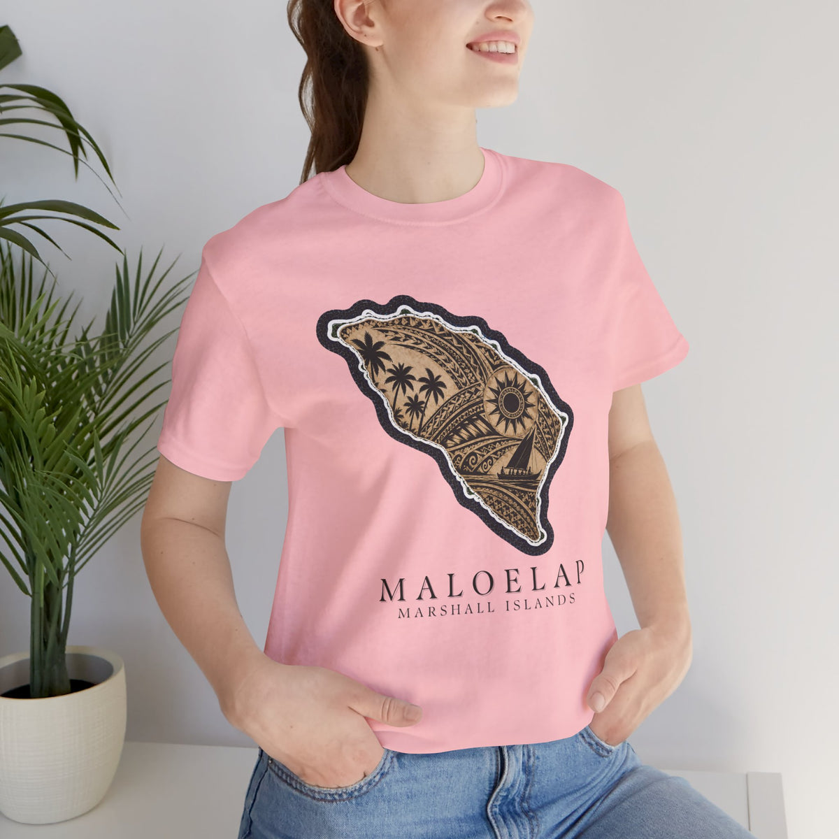 MALOELAP Tribal Sun Unisex T-Shirt