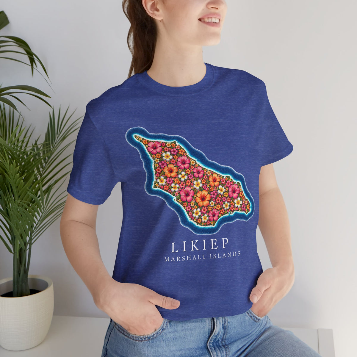 LIKIEP FLOWER  Unisex T-Shirt