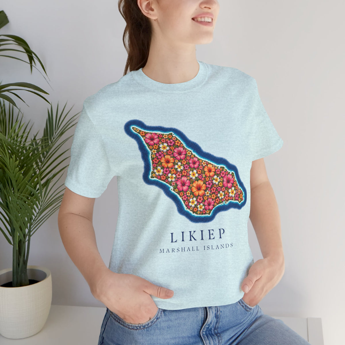 LIKIEP FLOWER  Unisex T-Shirt